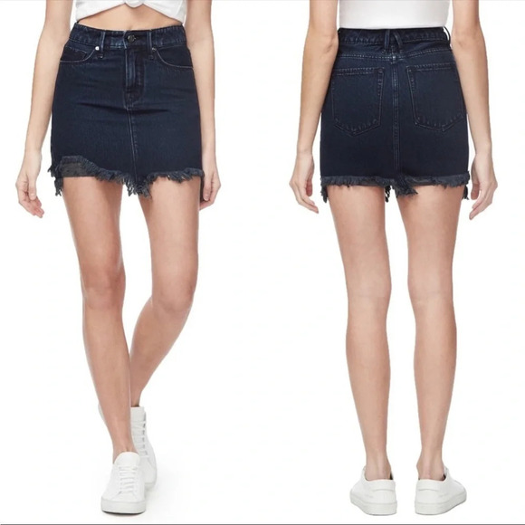 ✨NWT Good American Dark Wash Blue High Rise Frayed Hem Denim Jean Mini Skirt 26 - Picture 5 of 9